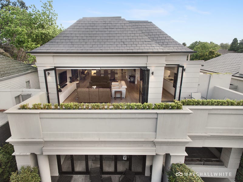 2/12 Millicent Avenue, Toorak, VIC 3142