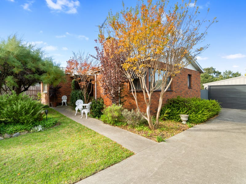 8 Tyson Road, Heyfield, Vic 3858 Property Details