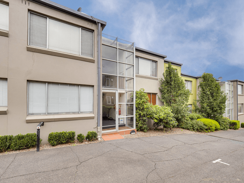 6/556 Moreland Road, Brunswick West, Vic 3055