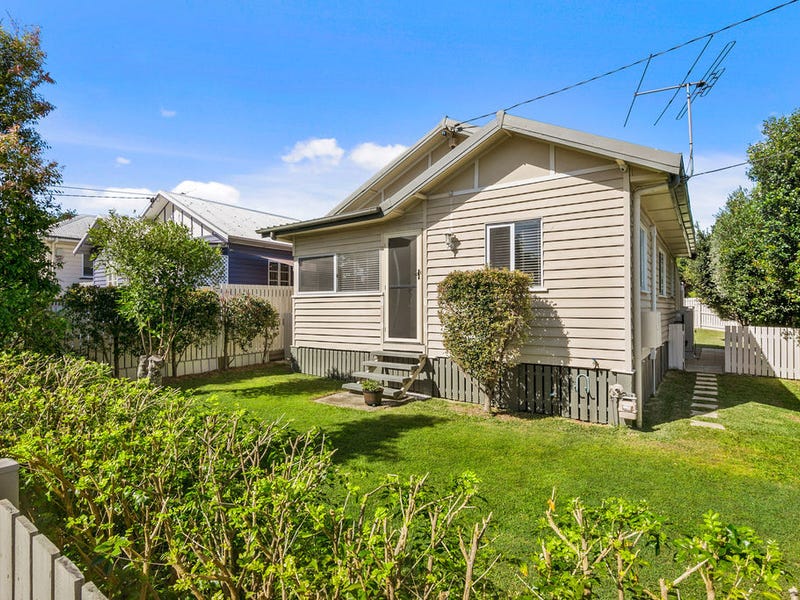 60 Blackwood Road, Manly West, QLD 4179