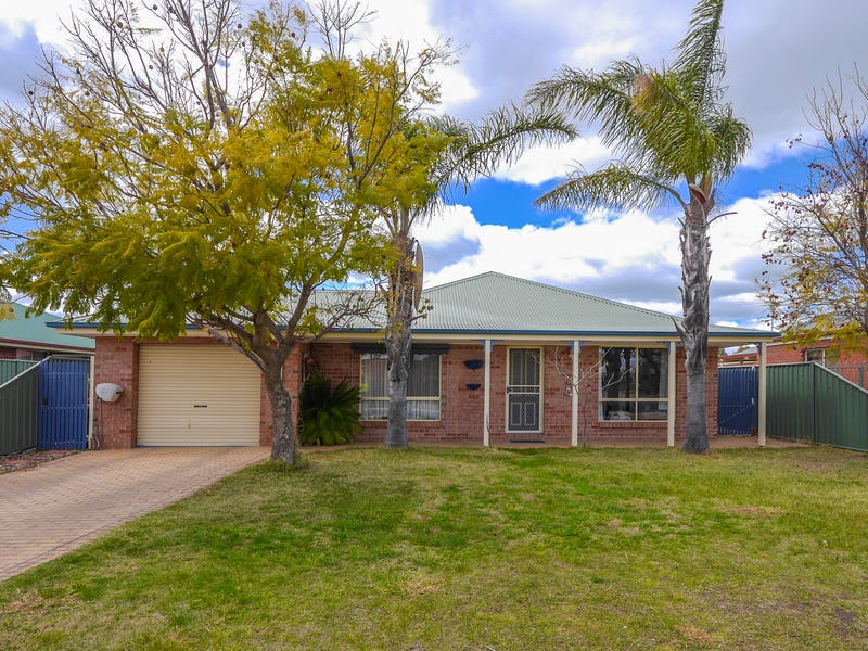 29 MADDEN DRIVE, Yarrawonga, Vic 3730 Property Details