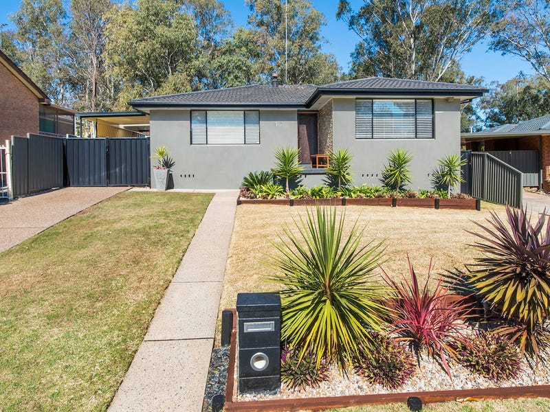 16 Woodgate Cres, Cranebrook, NSW 2749