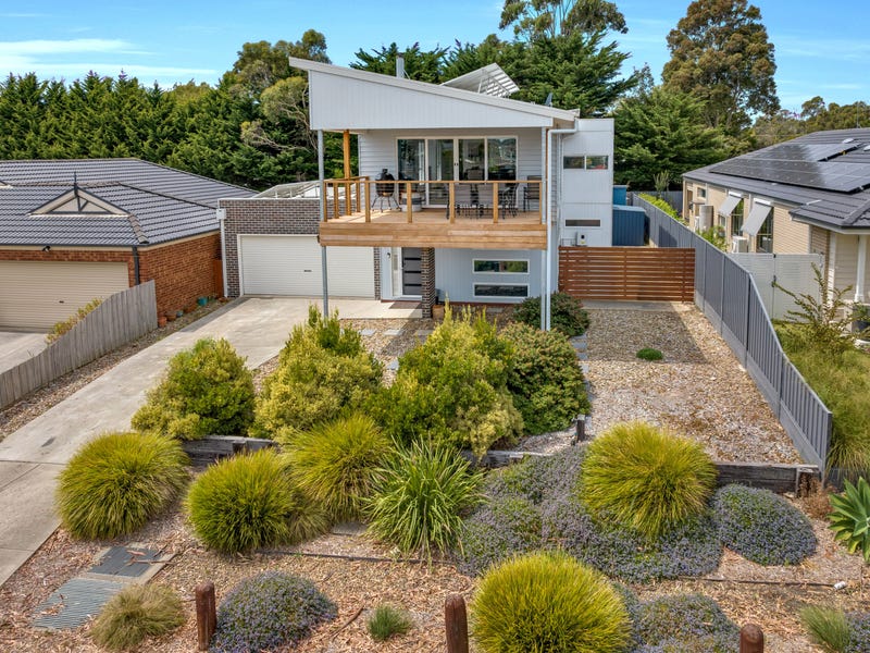 18 Moorings Place, Corinella, Vic 3984 House for Sale