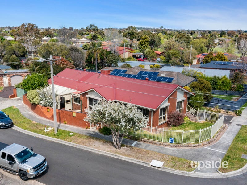 5 Prestwick Court, Frankston, Vic 3199 Property Details