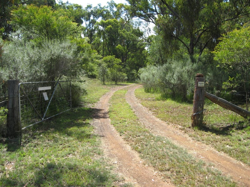 95 Cadell Road, Emmaville, NSW 2371 Property Details