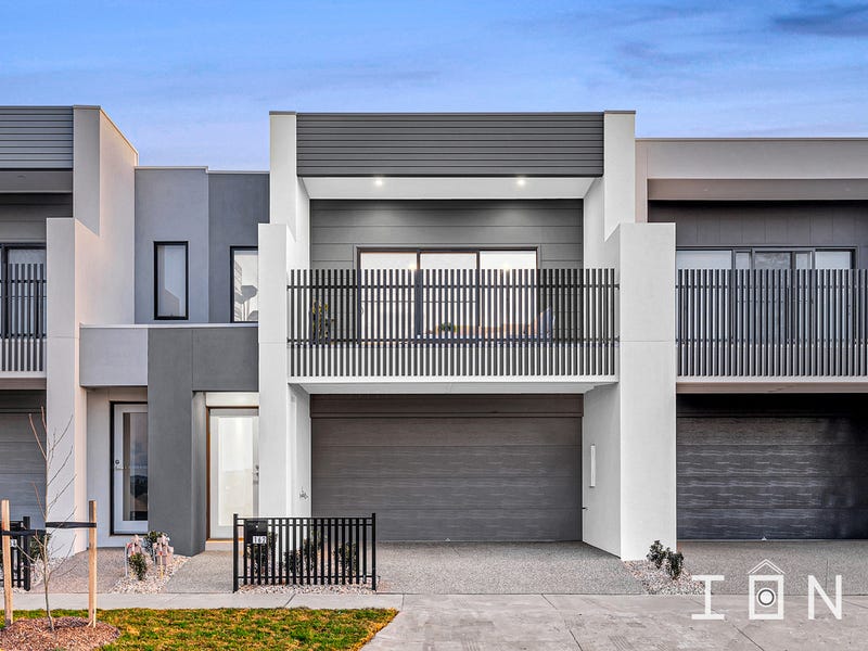 162 St Germain Boulevard, Clyde North, VIC 3978