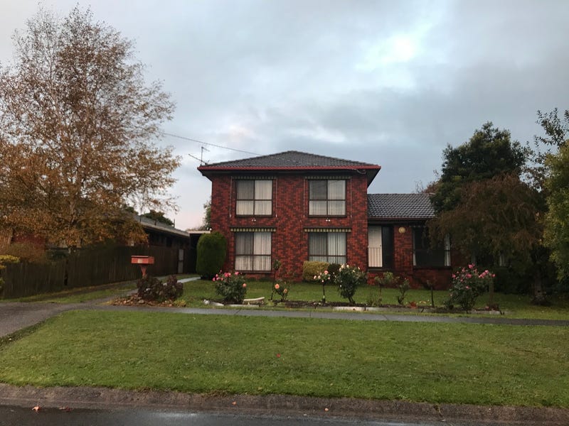 10 Darnum Street, Drouin, VIC 3818