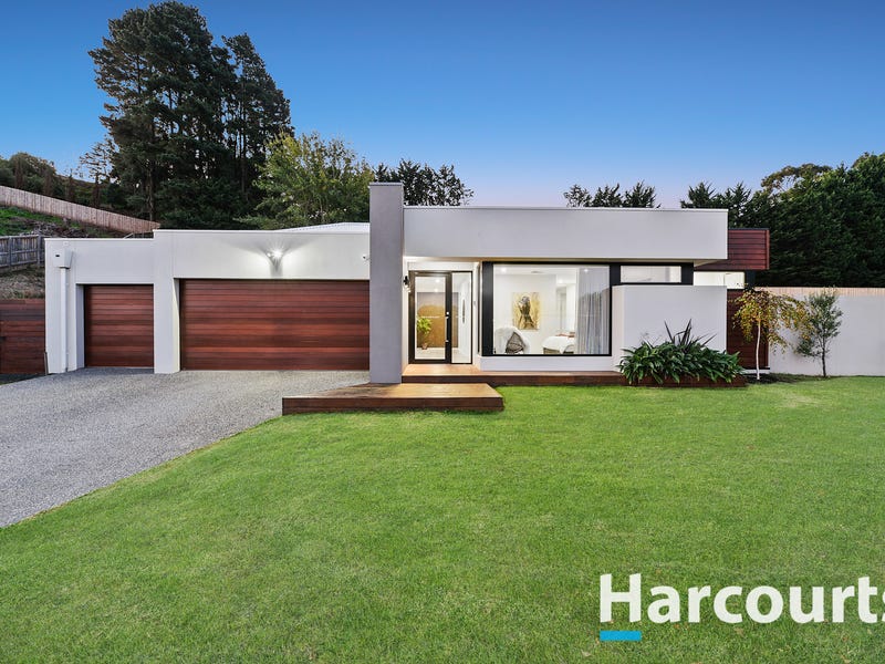 4951 Stylebawn Drive, Berwick, Vic 3806 Property Details