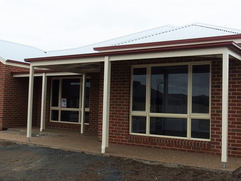 70 Canterbury Avenue, Shepparton, VIC 3630