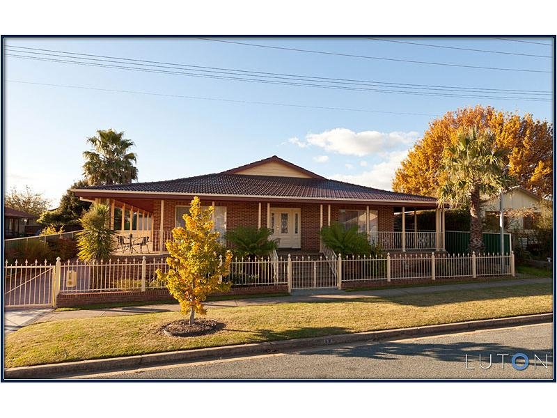 14 Hayes Street, Queanbeyan, NSW 2620 Property Details