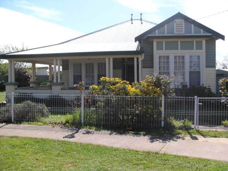 8 Banfield Street, Ararat, VIC 3377