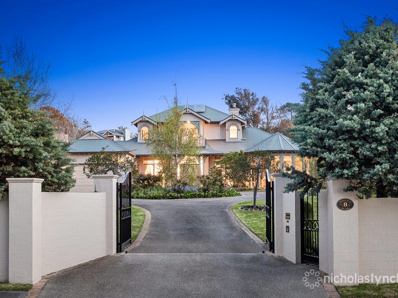 8 Bay Road, Mount Martha, VIC 3934