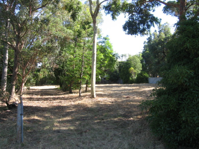 12 Laura Avenue, Australind, WA 6233