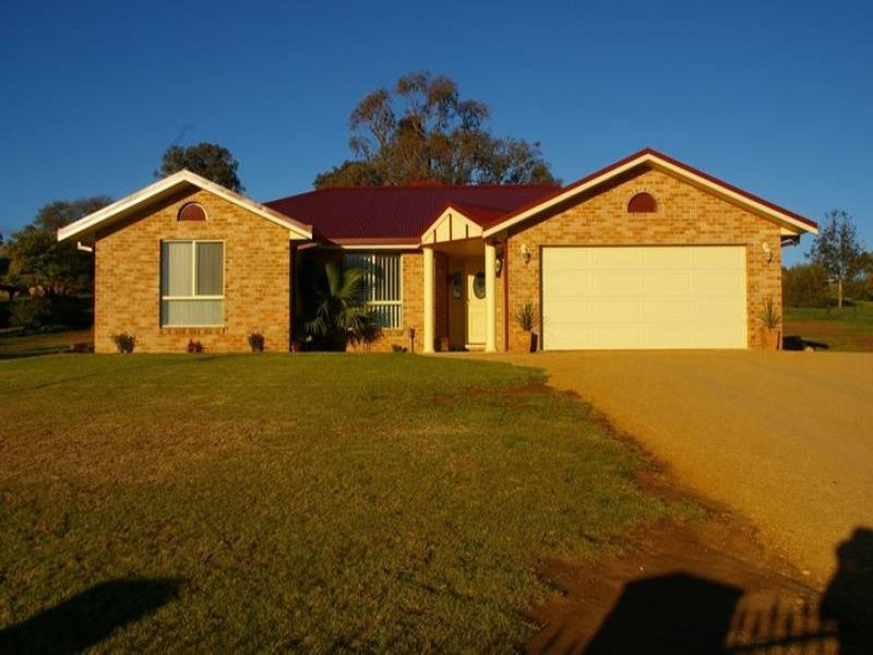 6 Shepherd Avenue, Cowra, NSW 2794