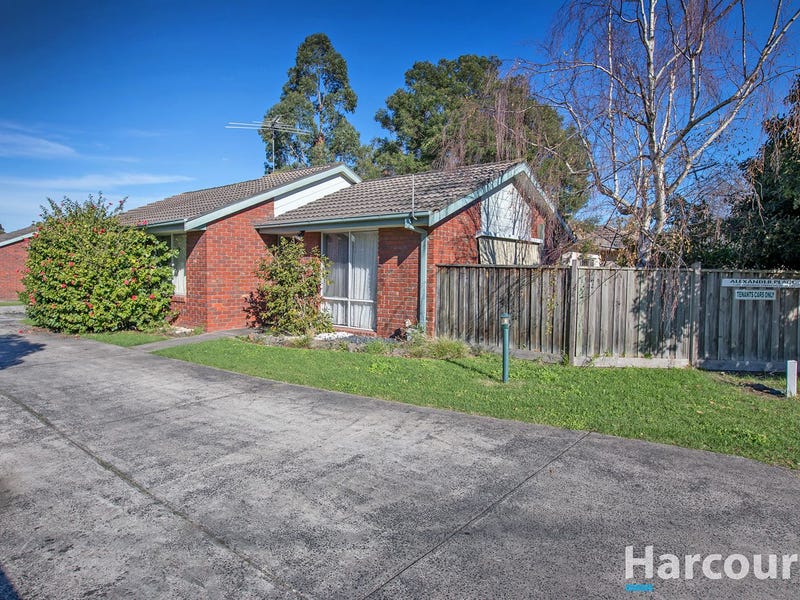 1/4 Rogers Street, Pakenham, Vic 3810 Property Details