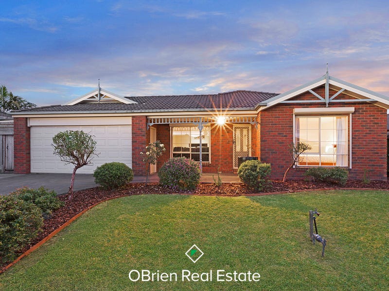 19 Freeman Drive, Pakenham, Vic 3810 Property Details