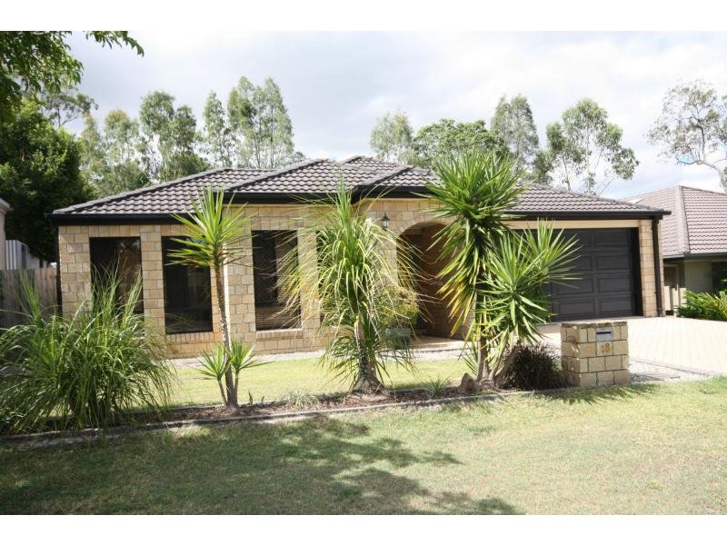 18 Parkside Place, Forest Lake, QLD 4078