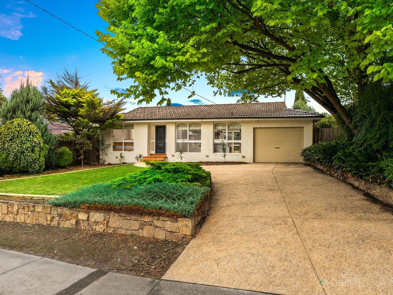 7 Harkaway Road, Berwick, Vic 3806 Property Details