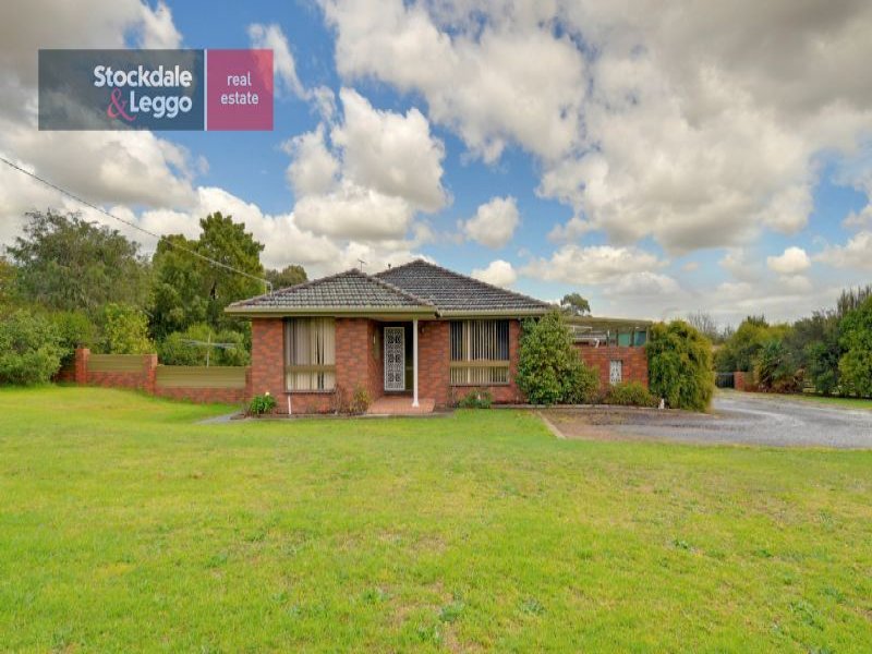 15 Winchester Way, Churchill, Vic 3842 Property Details