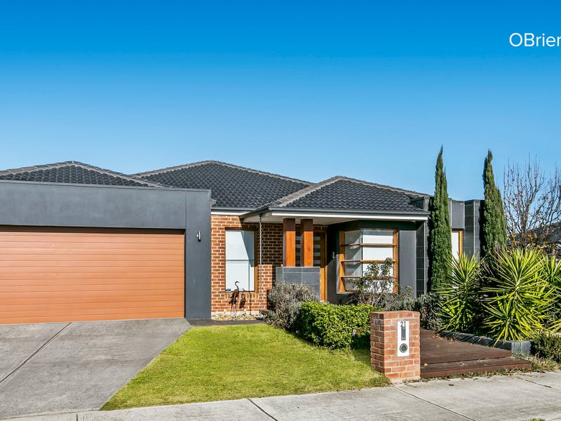 21 Sandarra Boulevard, Sandhurst, Vic 3977 Property Details