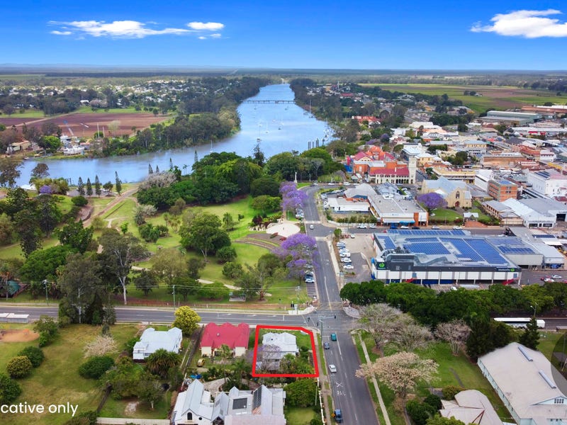 230 Lennox St, Maryborough, Qld 4650 Property Details