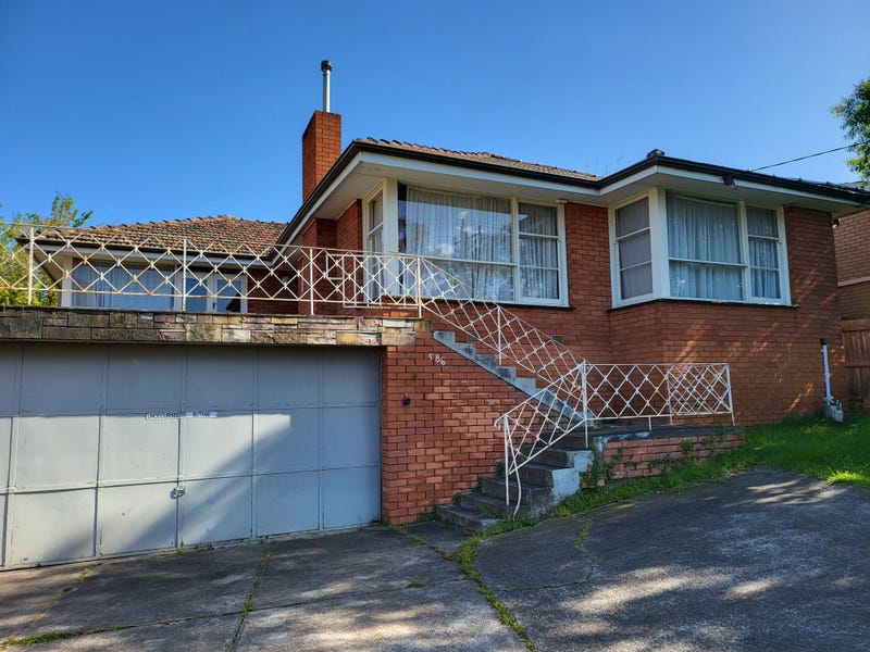 586 Waverley Road, Glen Waverley, VIC 3150