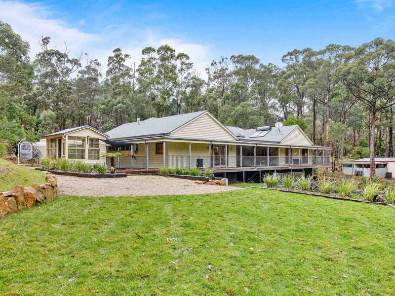 8 Heath Court, Dales Creek, VIC 3341
