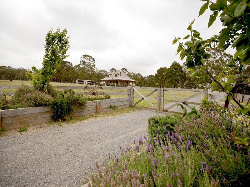 1987 Caoura Road, Tallong, NSW 2579 Property Details