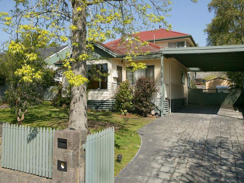16 Eothen Lane, Kilsyth, VIC 3137