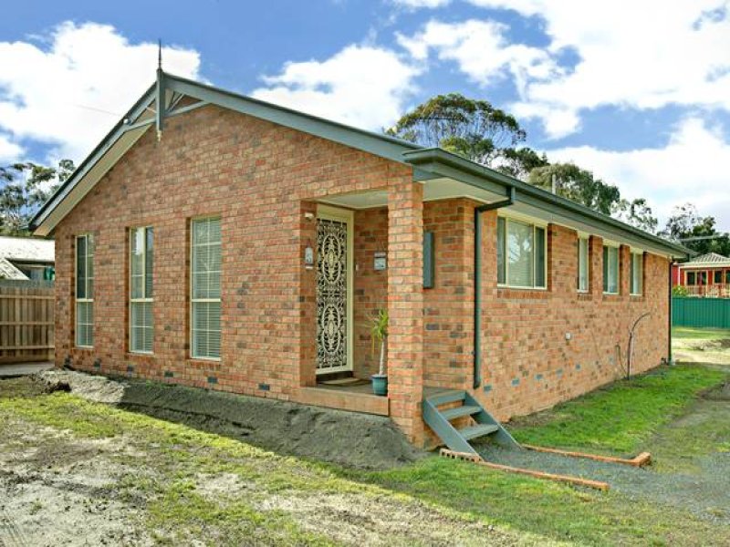 6 RAGLAN STREET, Wallan, Vic 3756 Property Details