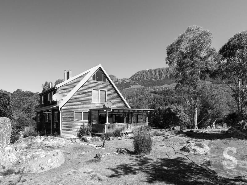 949 Mount Barrow Road, Nunamara, Tas 7259 Property Details