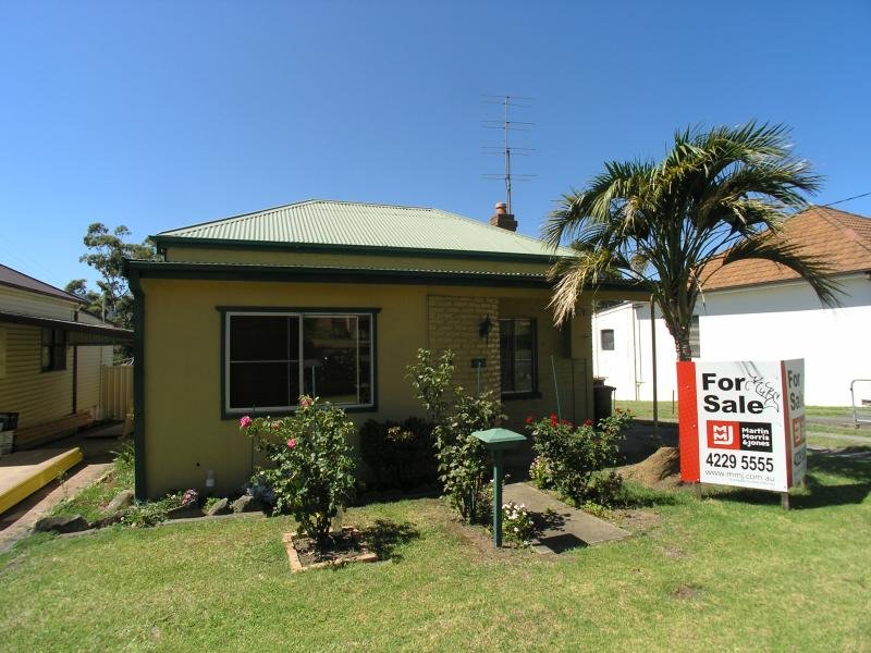 124 Campbell St, Woonona, NSW 2517 Property Details