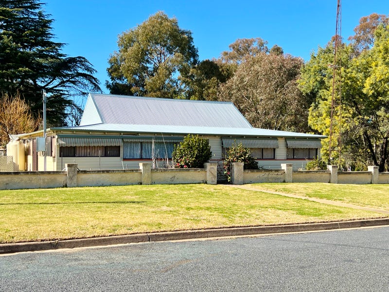 10 Calabash Street, Young, NSW 2594