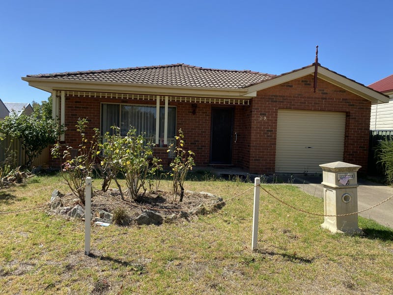 29 Gordon Street, Young, NSW 2594