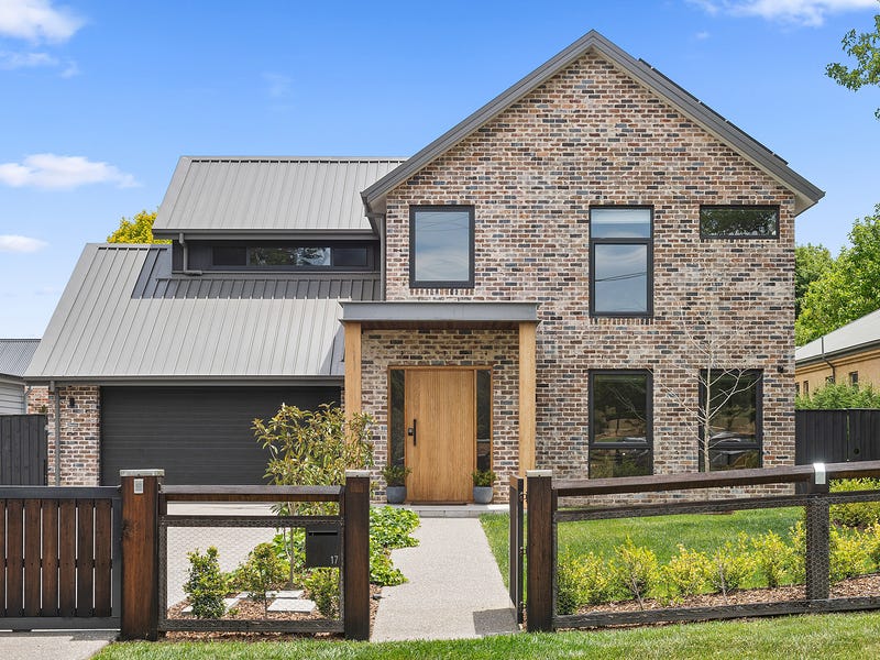 17 Carlisle Street, Bowral, NSW 2576