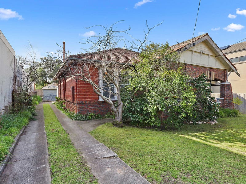 30 Mercer Parade, Newtown, Vic 3220 Property Details
