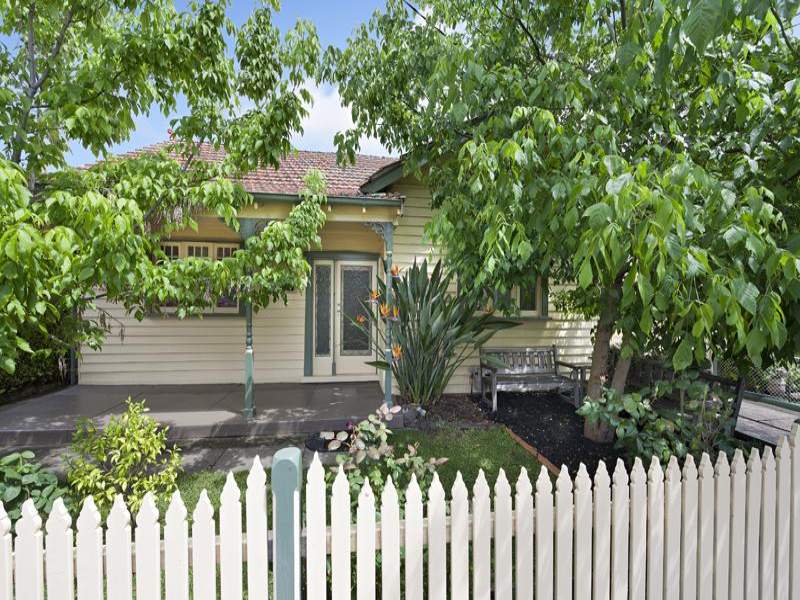 11 Suffolk Avenue, Coburg, Vic 3058 Property Details