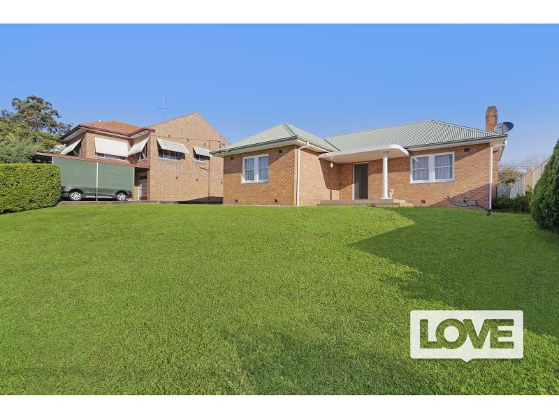 5 Morpeth Road, East Maitland, NSW 2323