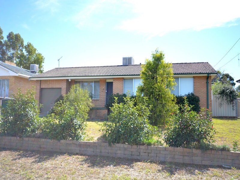 2 Comerford Street, Cowra, NSW 2794 Property Details