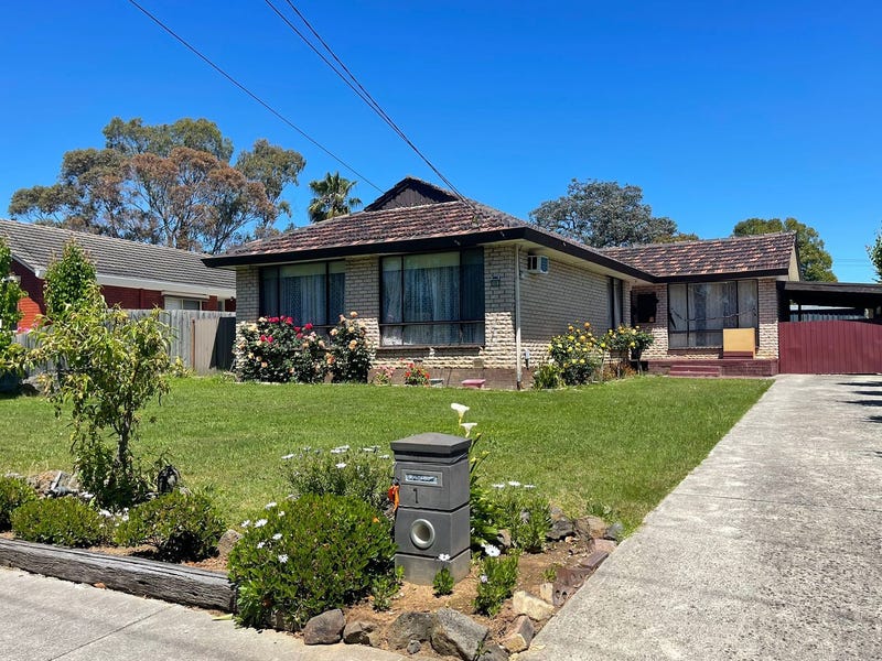 12 Helen Road, Ferntree Gully, VIC 3156