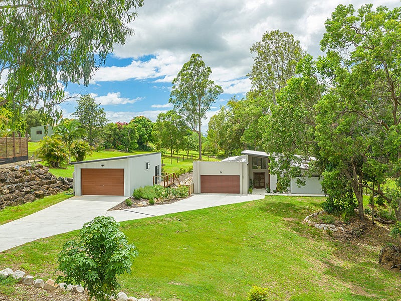 6 Rocklea Drive, Southside, QLD 4570