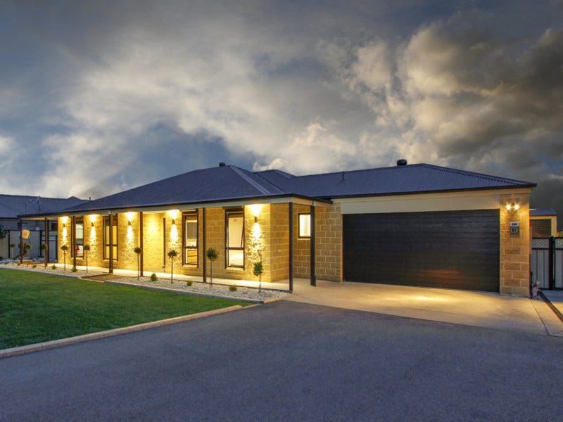 81 Sovereign Drive, Wurruk, Vic 3850 Property Details