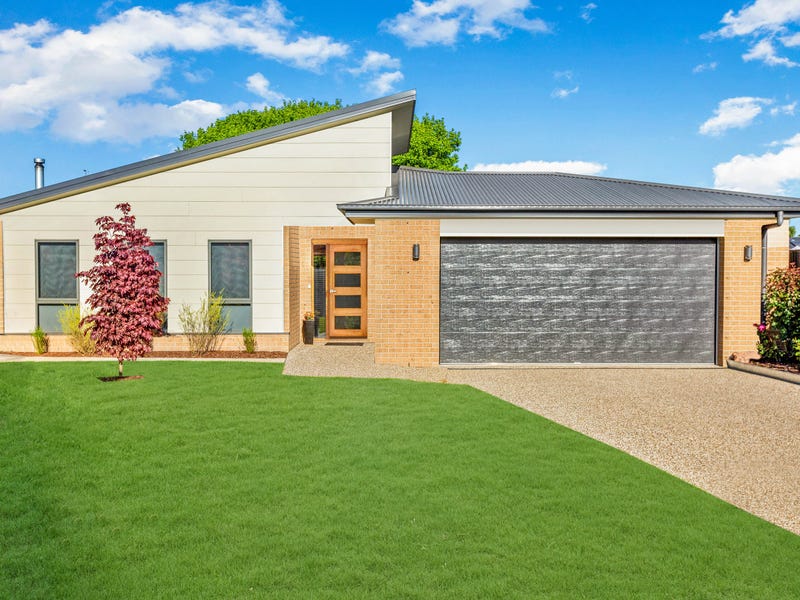 26 New Street, Mansfield, Vic 3722 Property Details