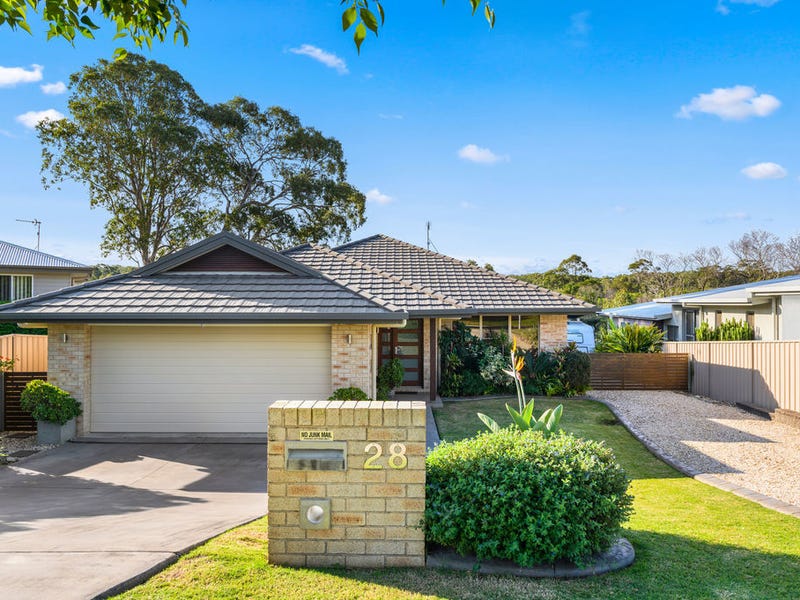 28 Vista Close, Woolgoolga, NSW 2456 Property Details