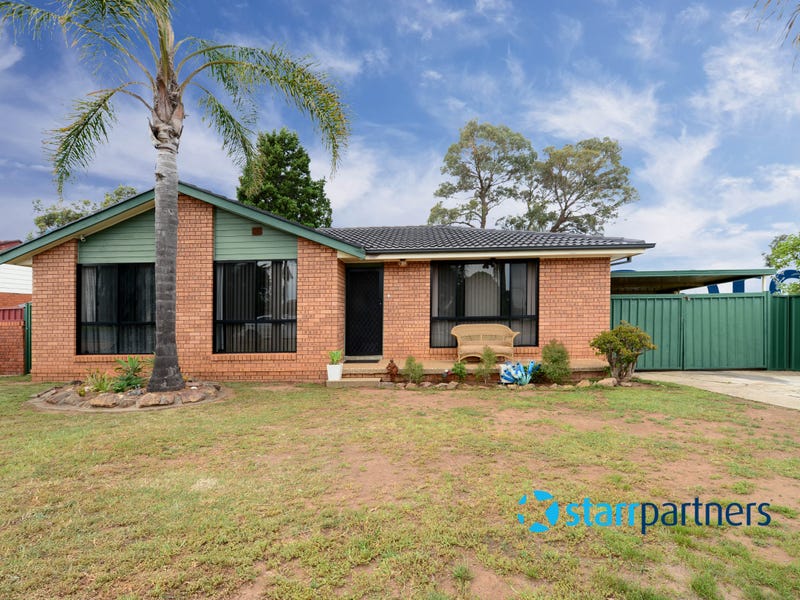 21 Benham Road, Minto, NSW 2566