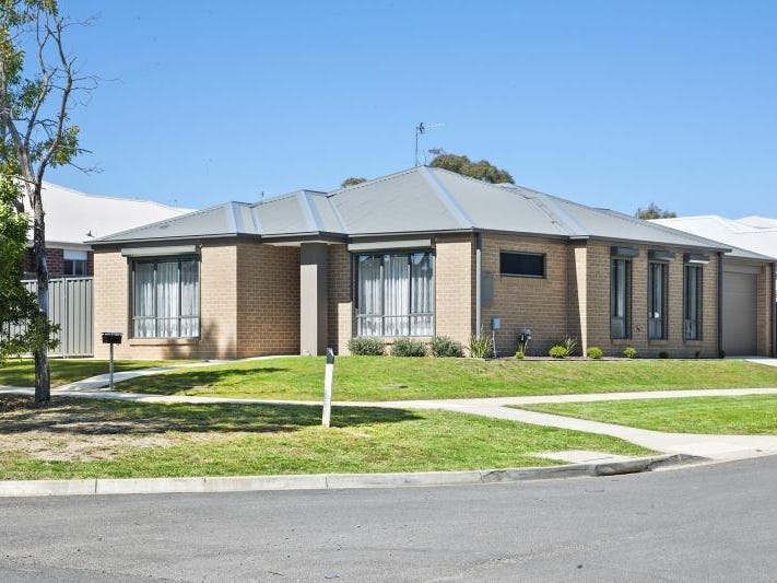 12 Street, Canadian, Vic 3350 Property Details