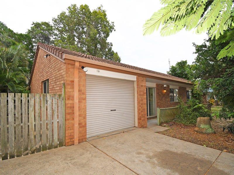 3 Lido Parade, Urangan, Qld 4655 Property Details