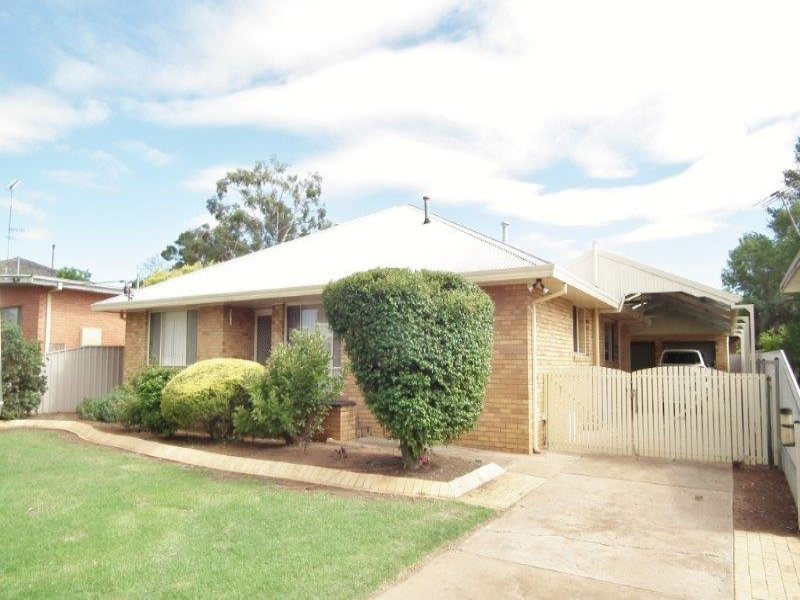64 Probert Avenue, Griffith, NSW 2680