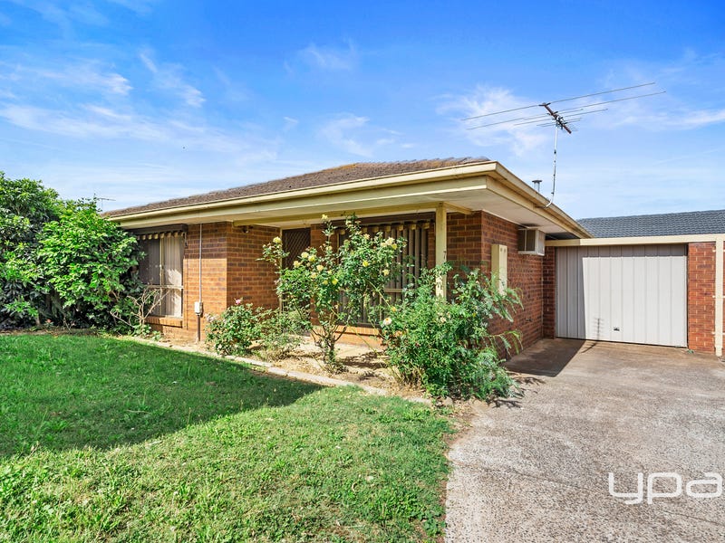 7/14 Brooklyn Road, Melton South, VIC 3338 - realestate.com.au