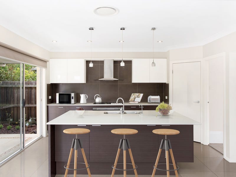 9 Irons Road, Kooindah Waters, Wyong, NSW 2259 Property Details